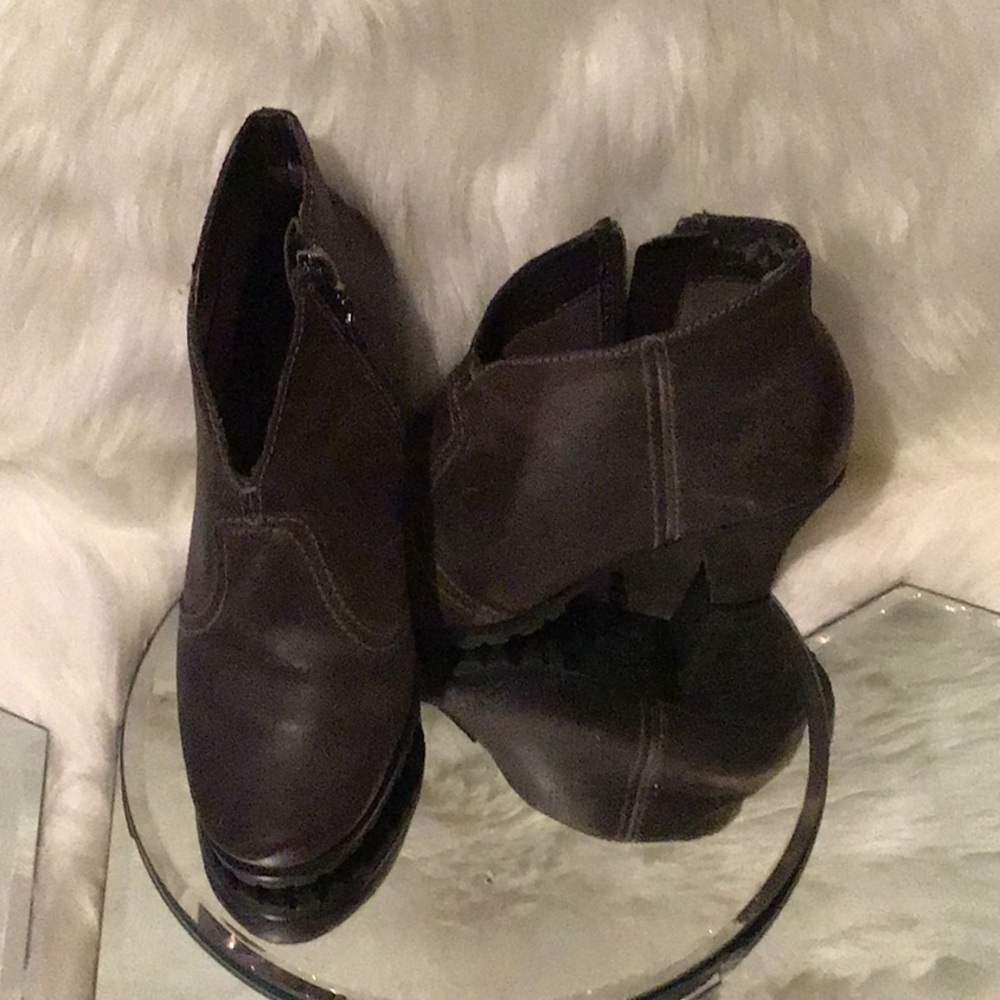 ✨🥾SOFTWALK ANKLE BOOTIES 🥾✨